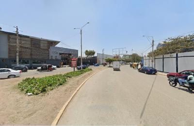 ALQUILER DE LOCAL DE 1976.40 M2 EN CHICLAYO